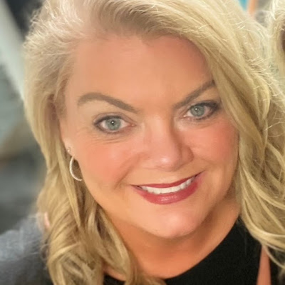Meet your Posher, Lisa